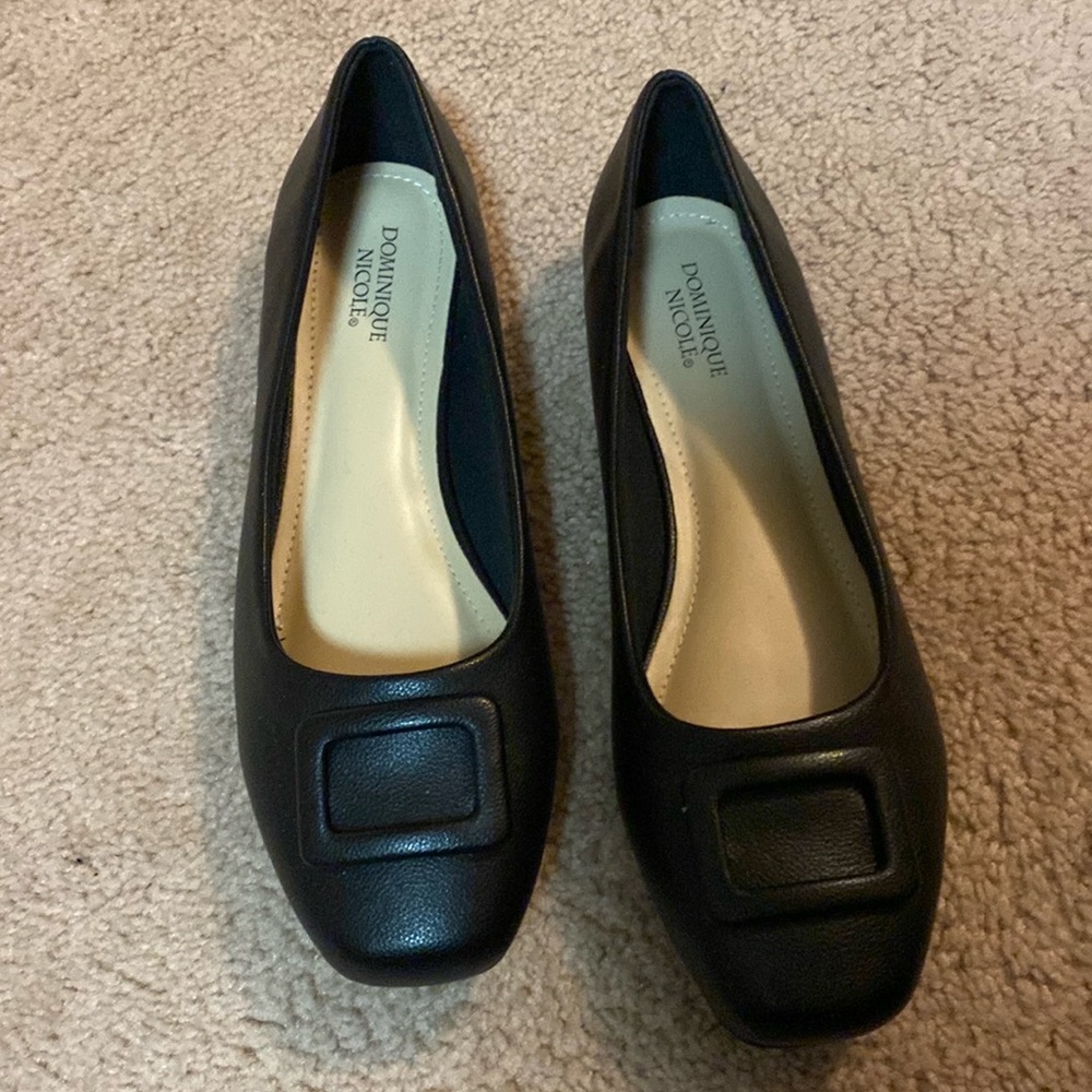 Dominique Nicole black flats